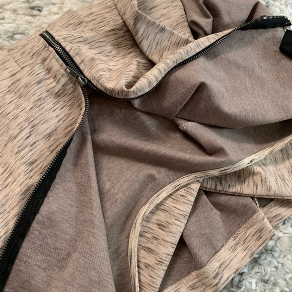 H&M Women’s Long Sleeve Light Brown Tan Dress Size Medium - Picture 5 of 17